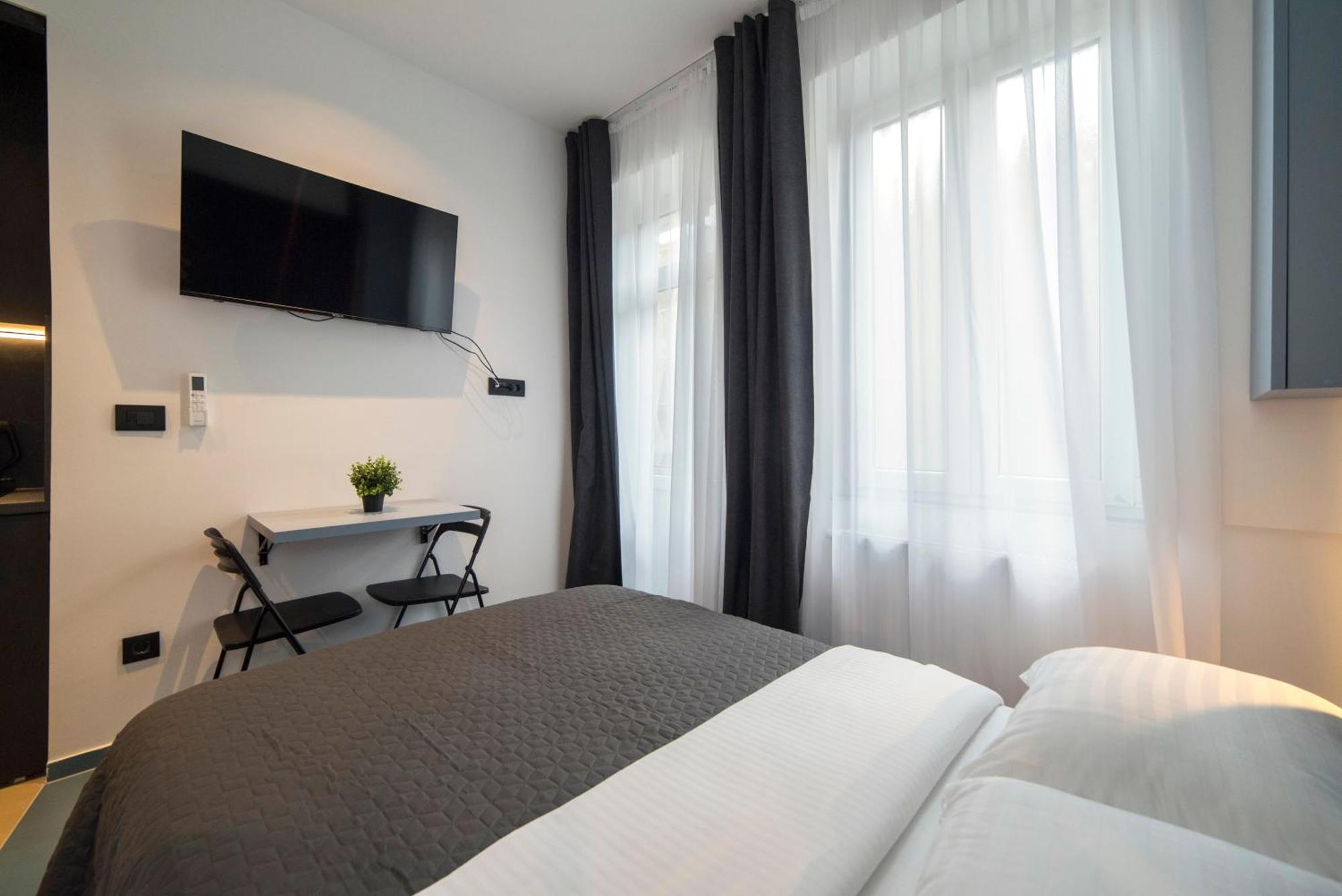 Apartments Bella Mia, 1St Floor Zagreb Eksteriør billede